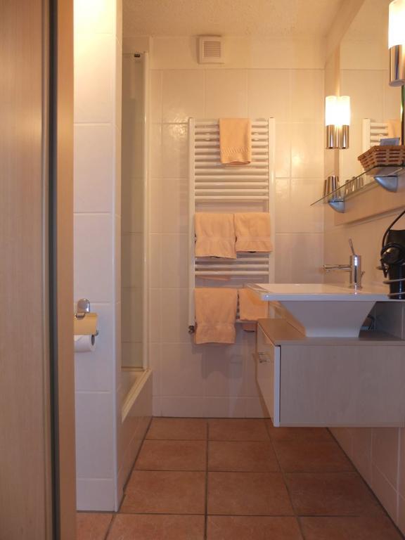 B Six Hotel Syke Kültér fotó